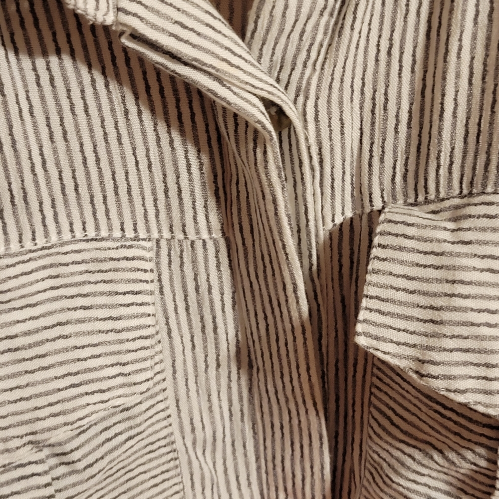 SIM & SAM Cropped Button up - Picture 6 of 9